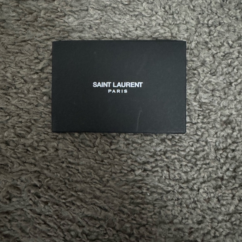 Saint Laurent Classic Black Gift Box - Picture 9 of 9
